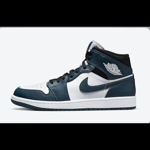 Nike Air Jordan 1 Mid Armory Navy/White/Black Sneakers Size 9M/10.5W